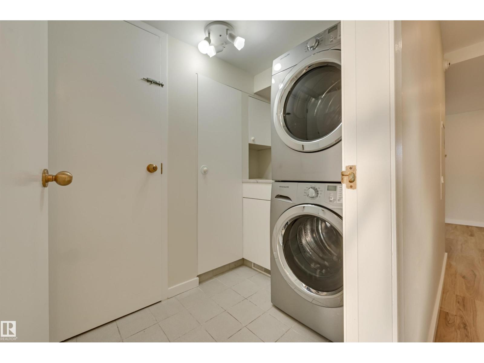 #1 11960 100 Av Nw Property Photo 38