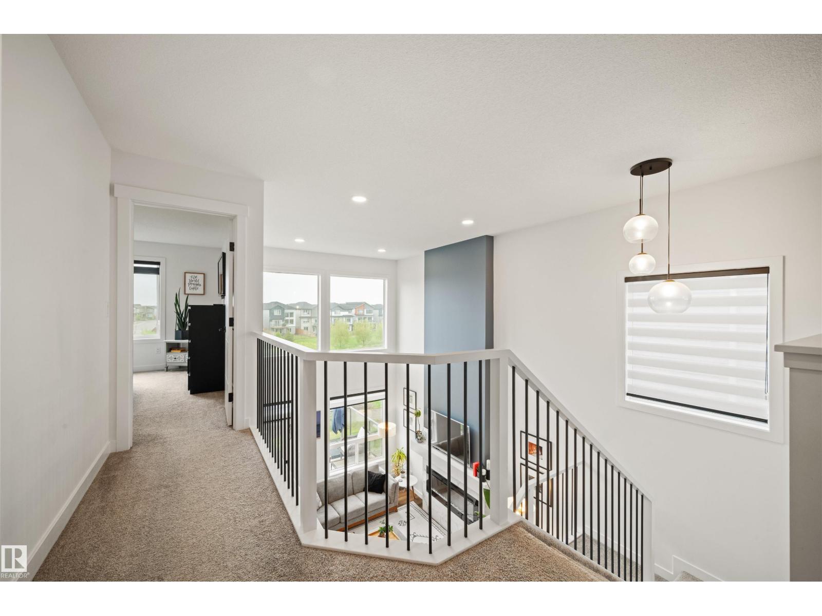 2742 Collins Cr Sw Property Photo 18