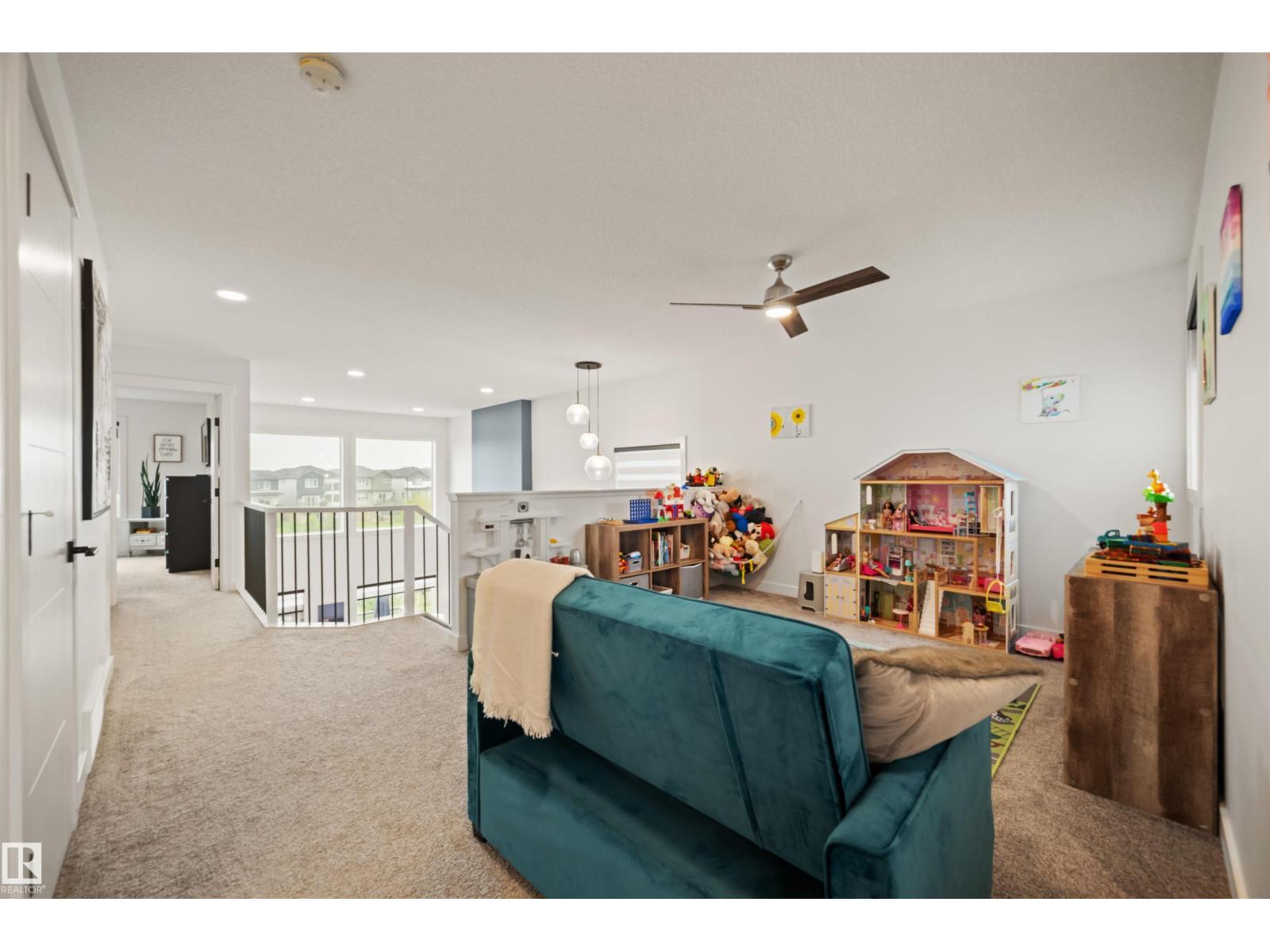 2742 Collins Cr Sw Property Photo 20