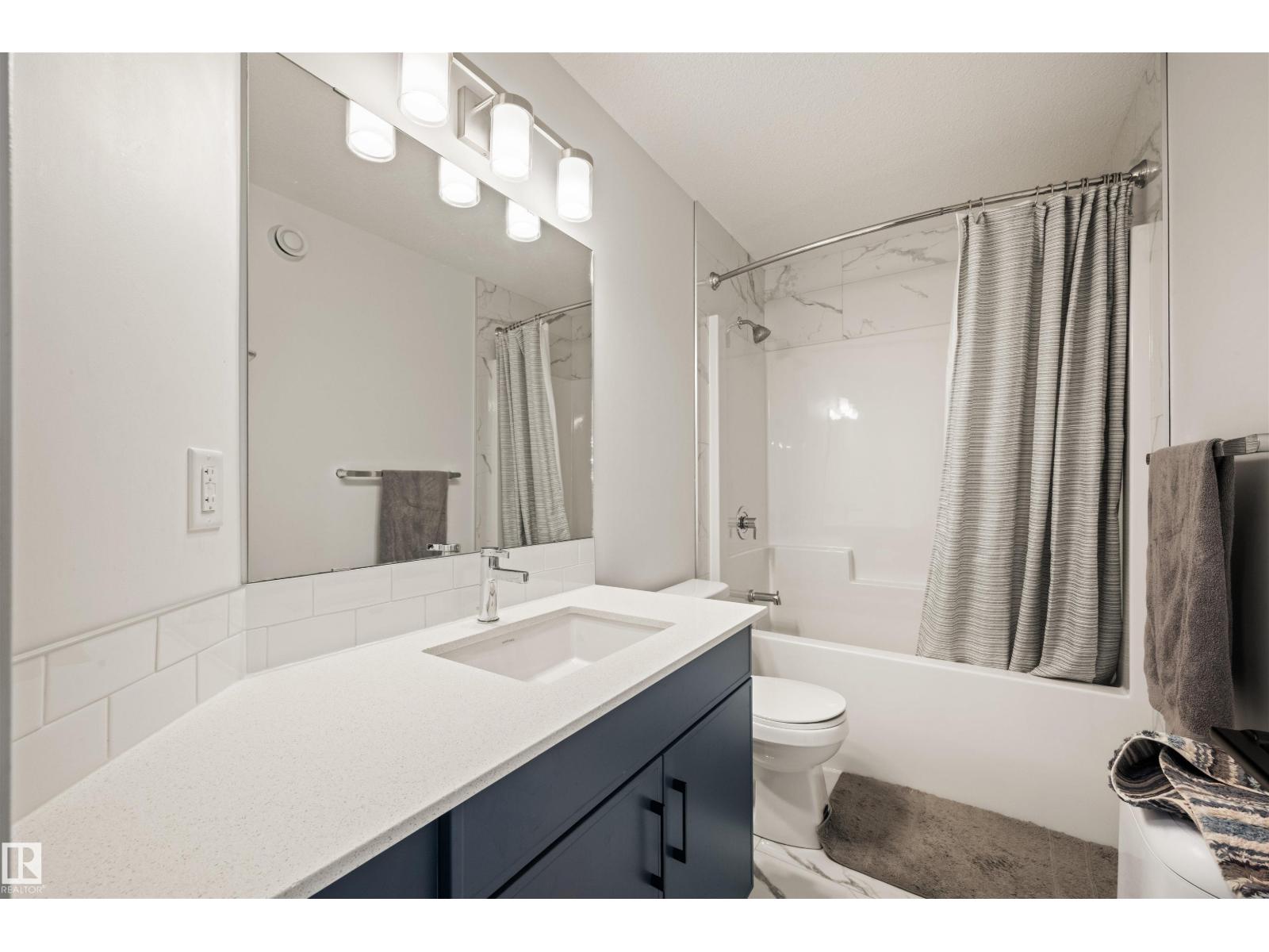 2742 Collins Cr Sw Property Photo 24