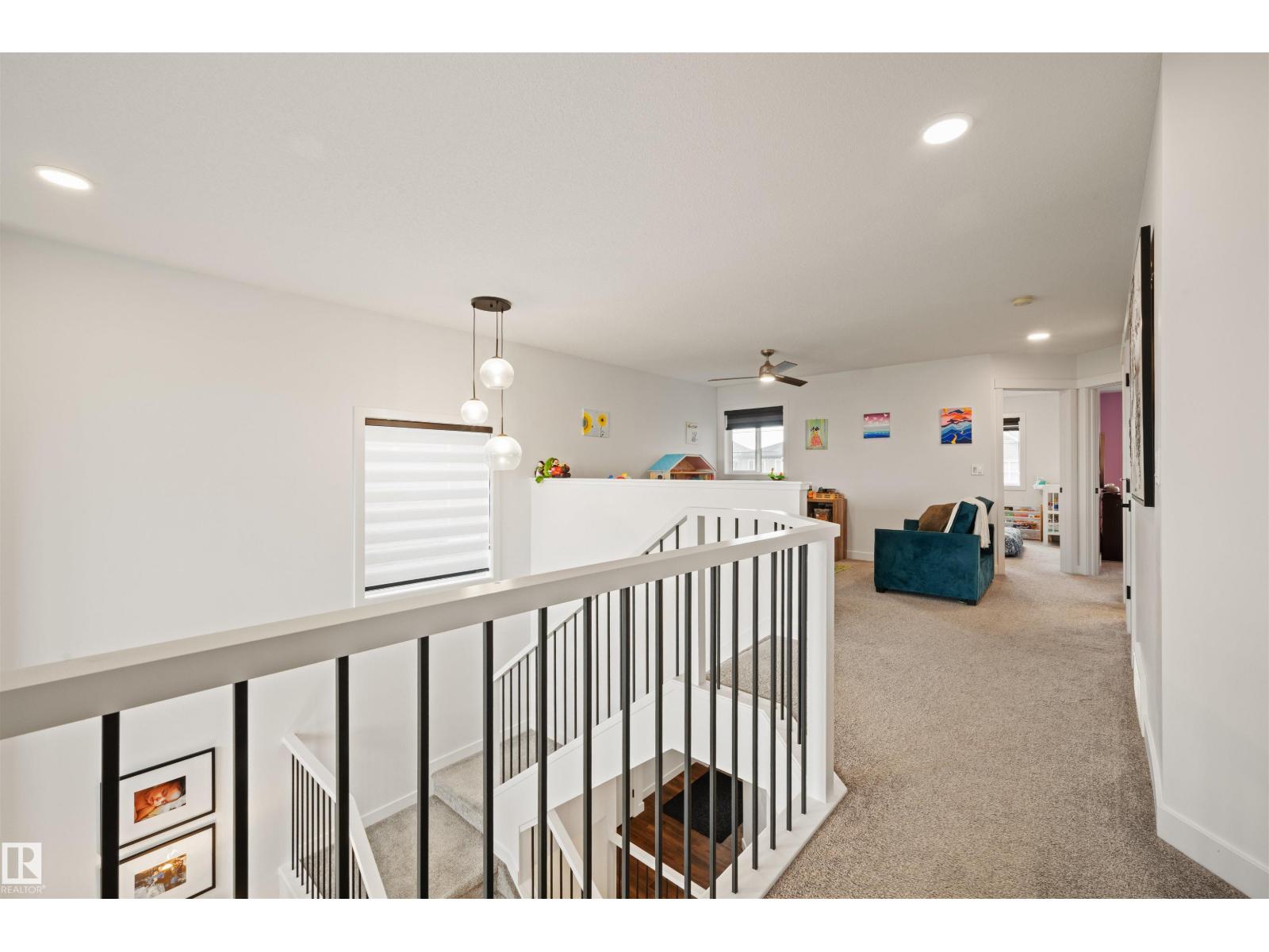 2742 Collins Cr Sw Property Photo 25