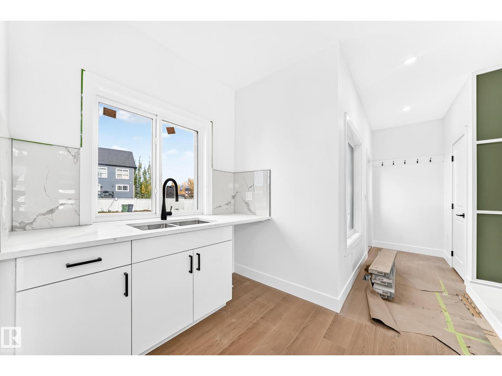 4 Sturtz Ho Property Photo 10