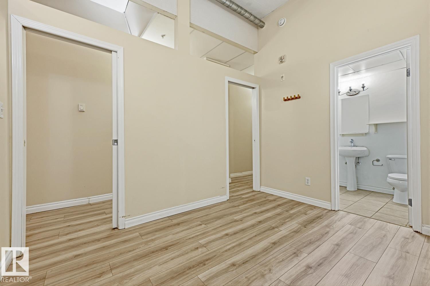 #204 10024 Jasper Av Nw Property Photo 16
