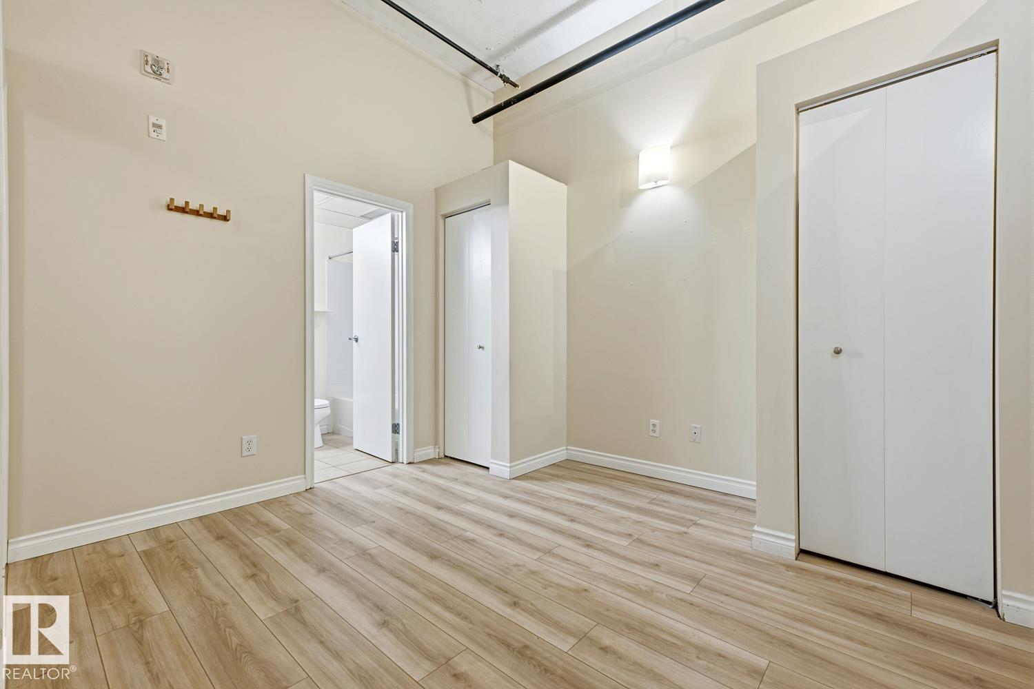 #204 10024 Jasper Av Nw Property Photo 18