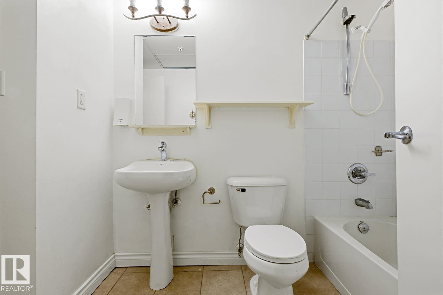 #204 10024 Jasper Av Nw Property Photo 22