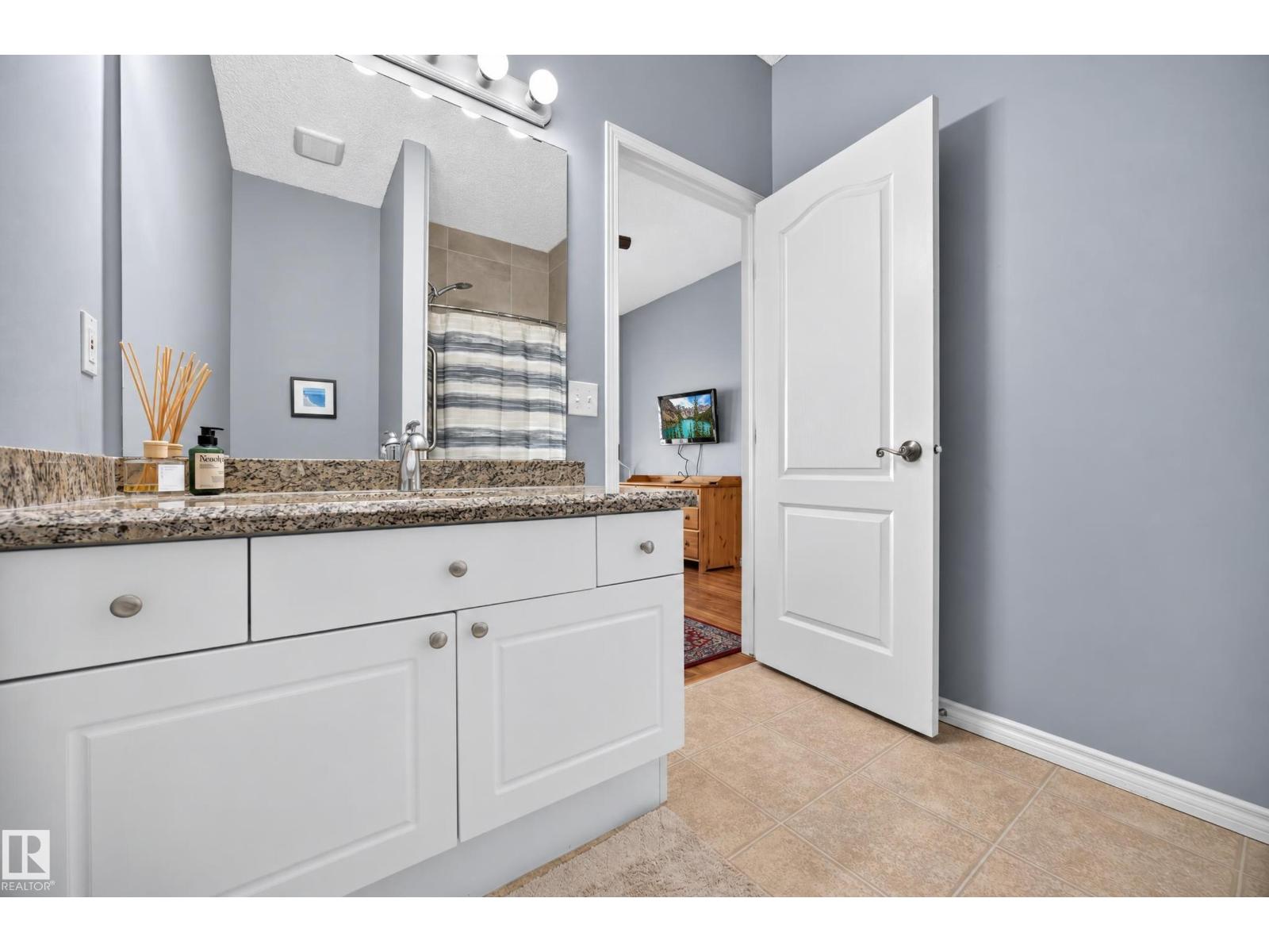 #31 1780 Glastonbury Bv Nw Property Photo 11