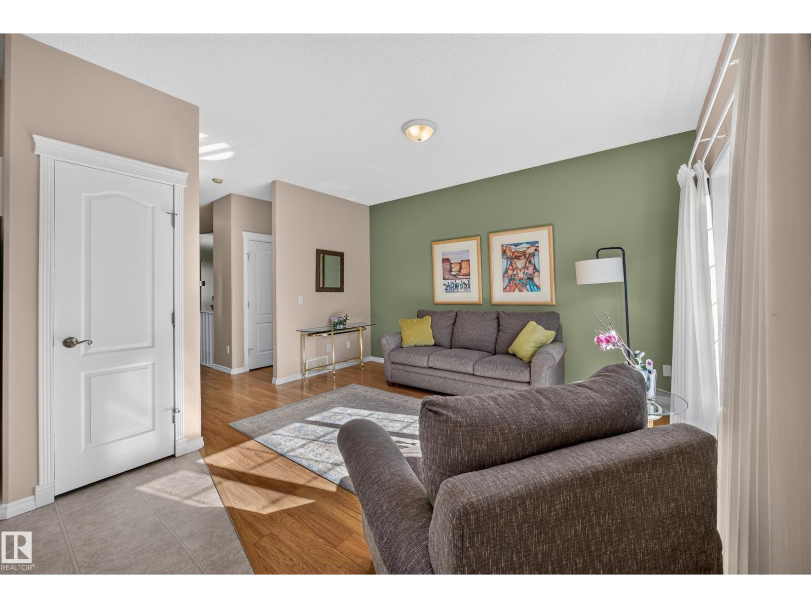 #31 1780 Glastonbury Bv Nw Property Photo 16