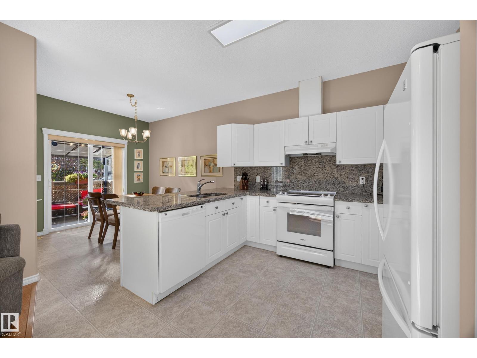 #31 1780 Glastonbury Bv Nw Property Photo 18