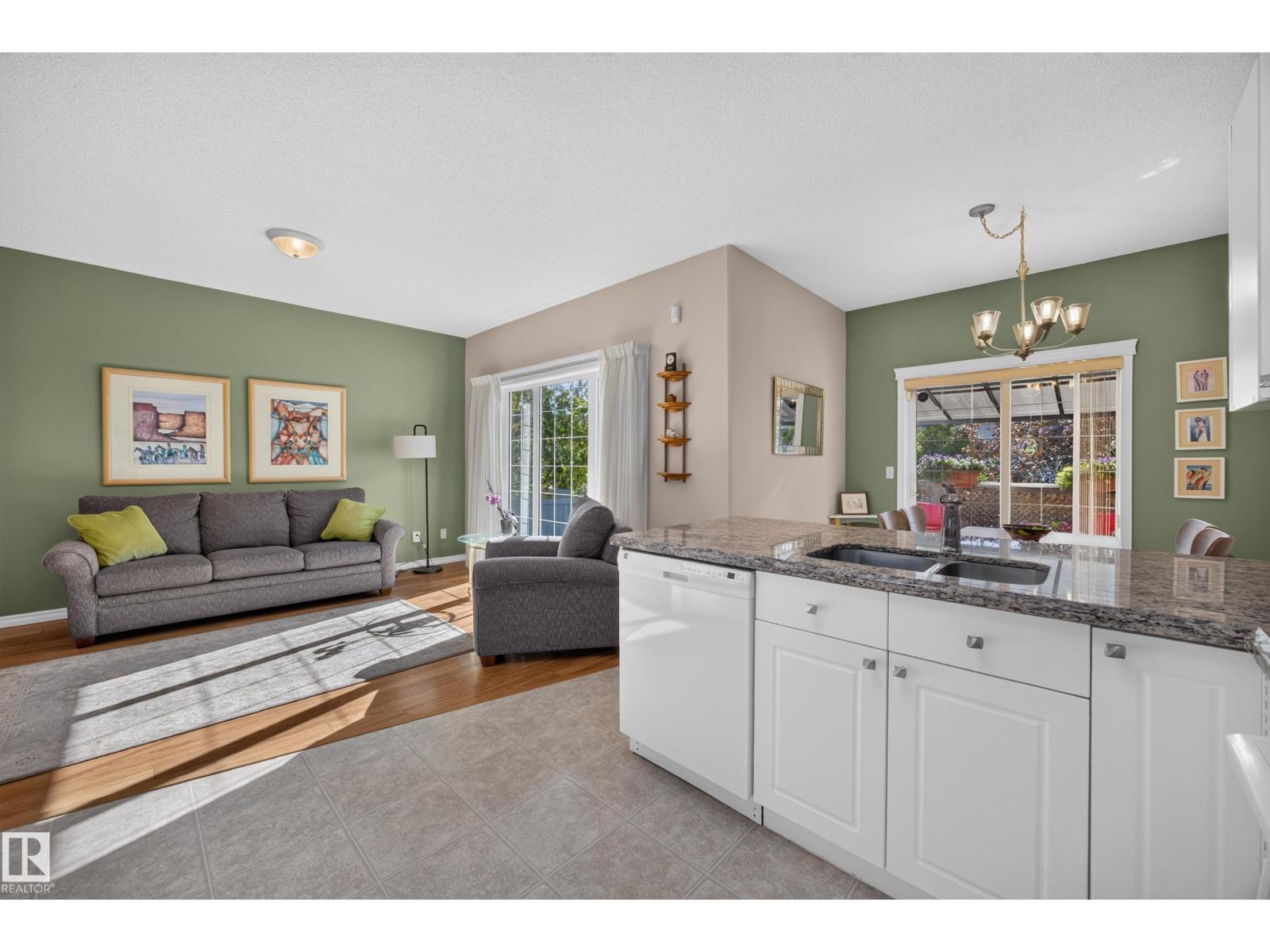 #31 1780 Glastonbury Bv Nw Property Photo 21