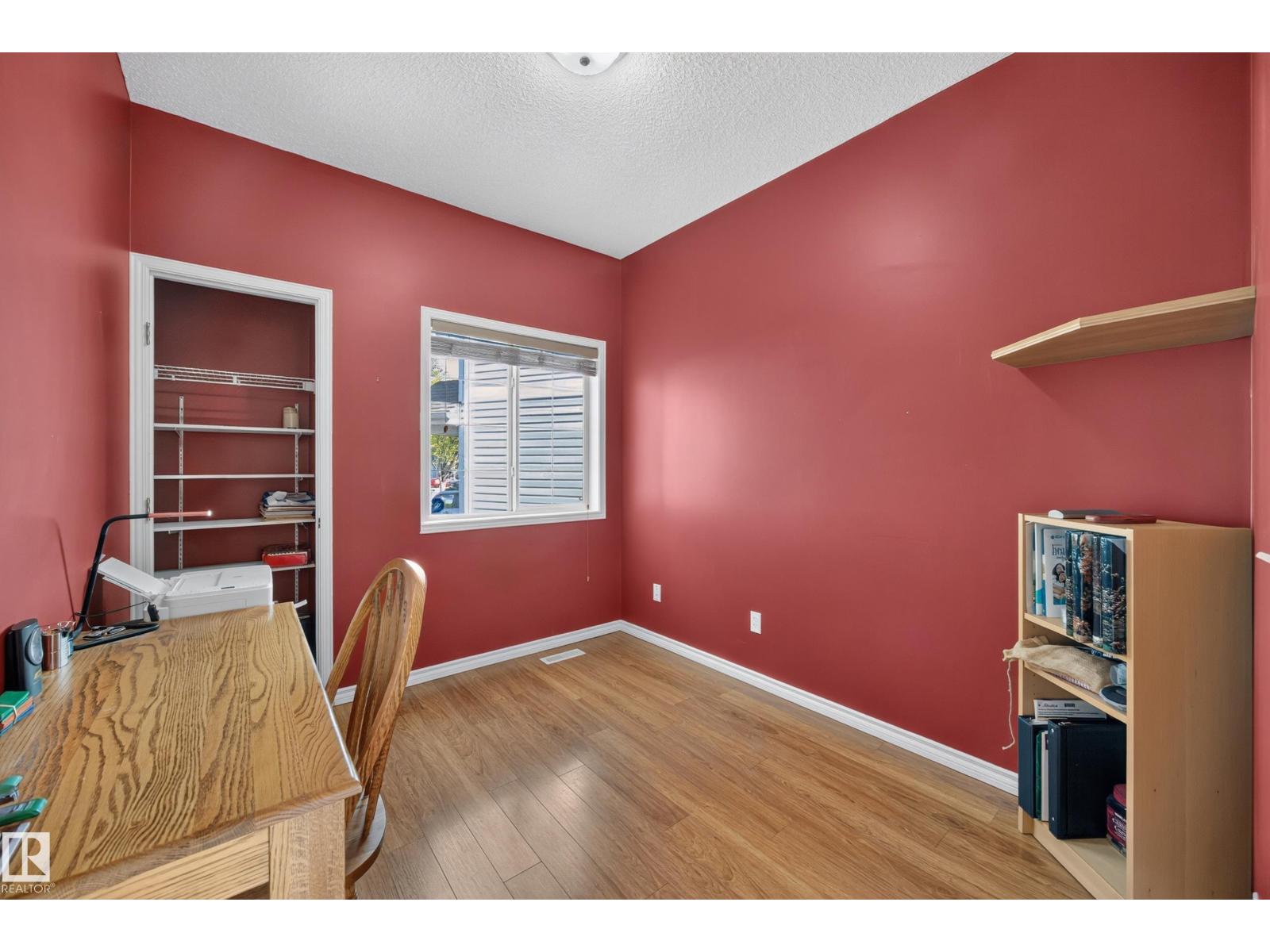 #31 1780 Glastonbury Bv Nw Property Photo 32