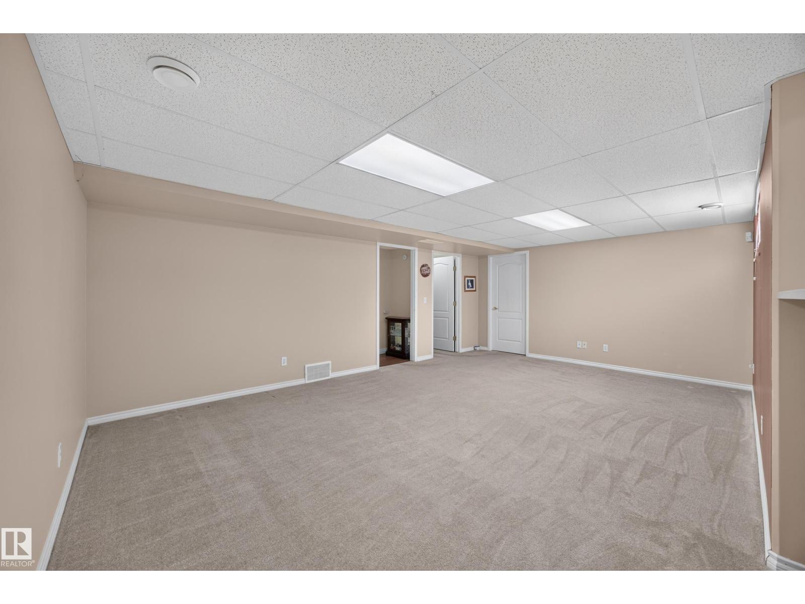 #31 1780 Glastonbury Bv Nw Property Photo 38