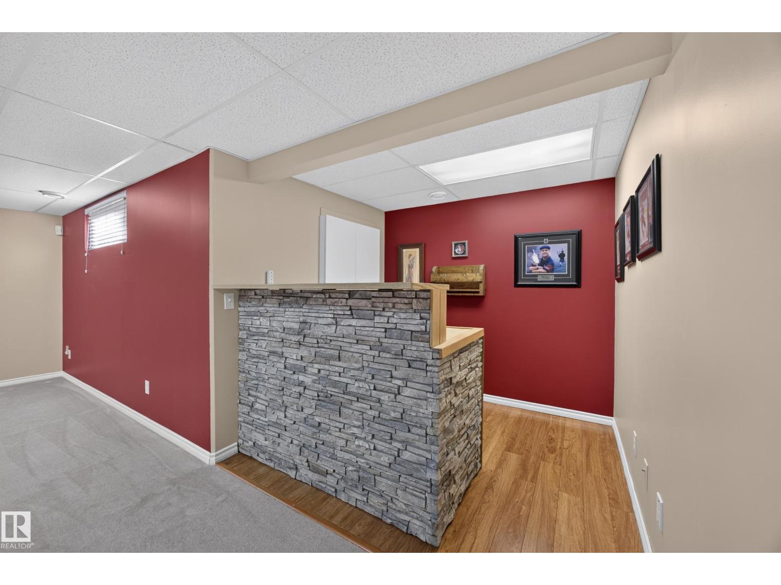 #31 1780 Glastonbury Bv Nw Property Photo 41