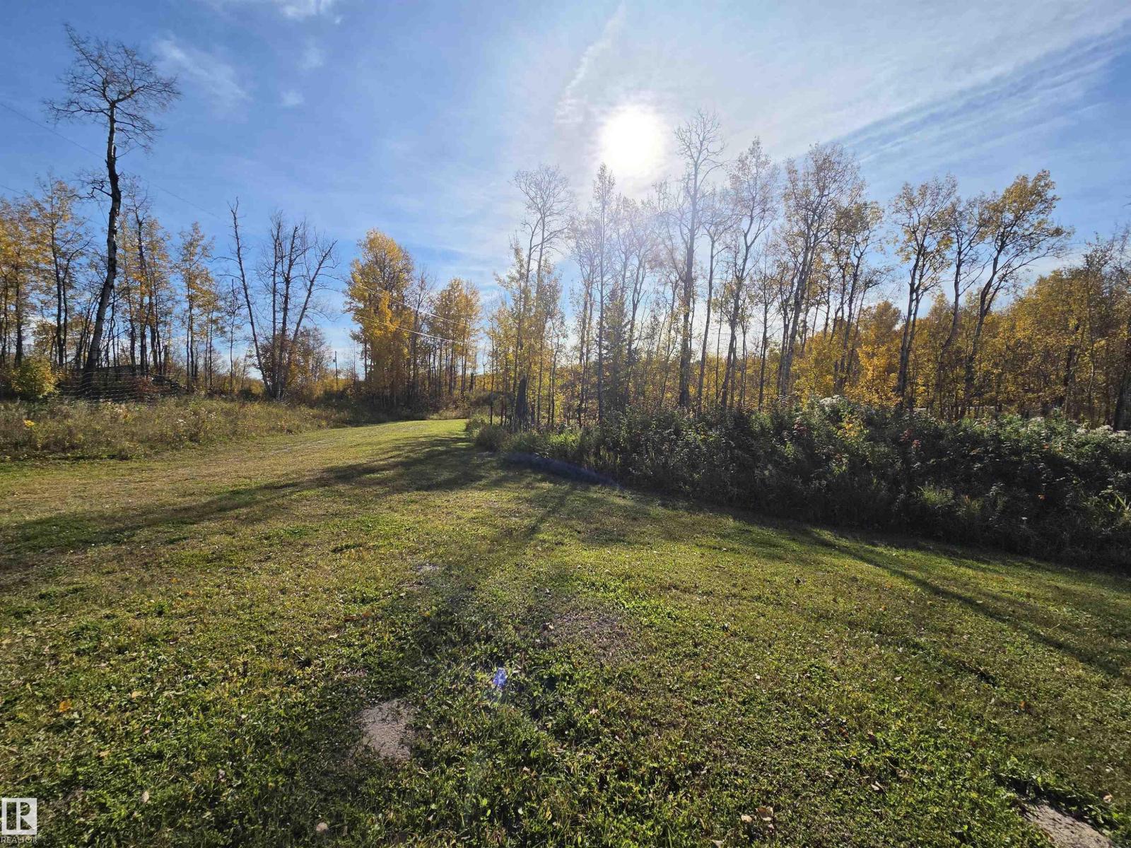 #2 1112 Twp Road 540 Property Photo 4