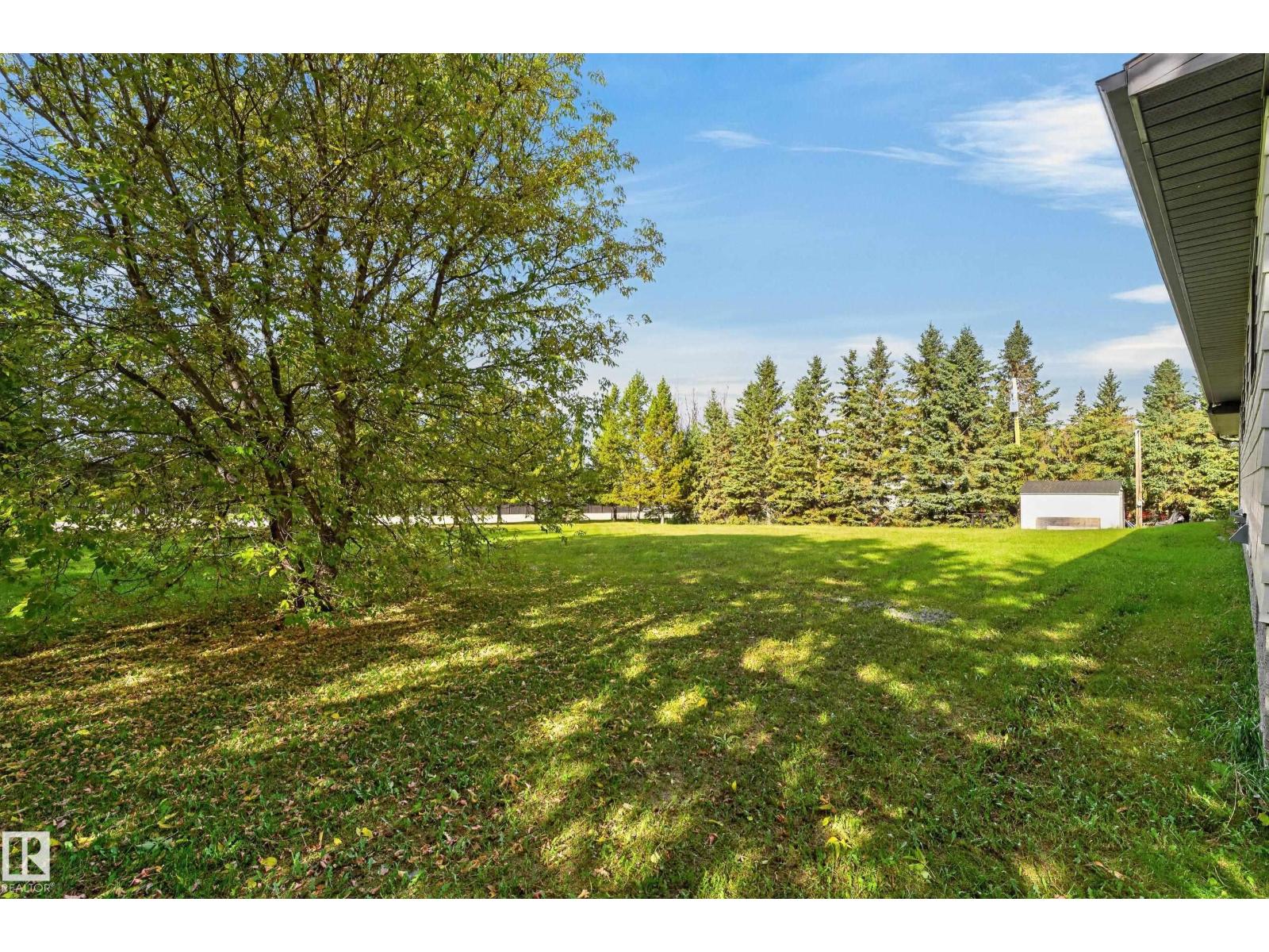 5003 46 St Property Photo 10