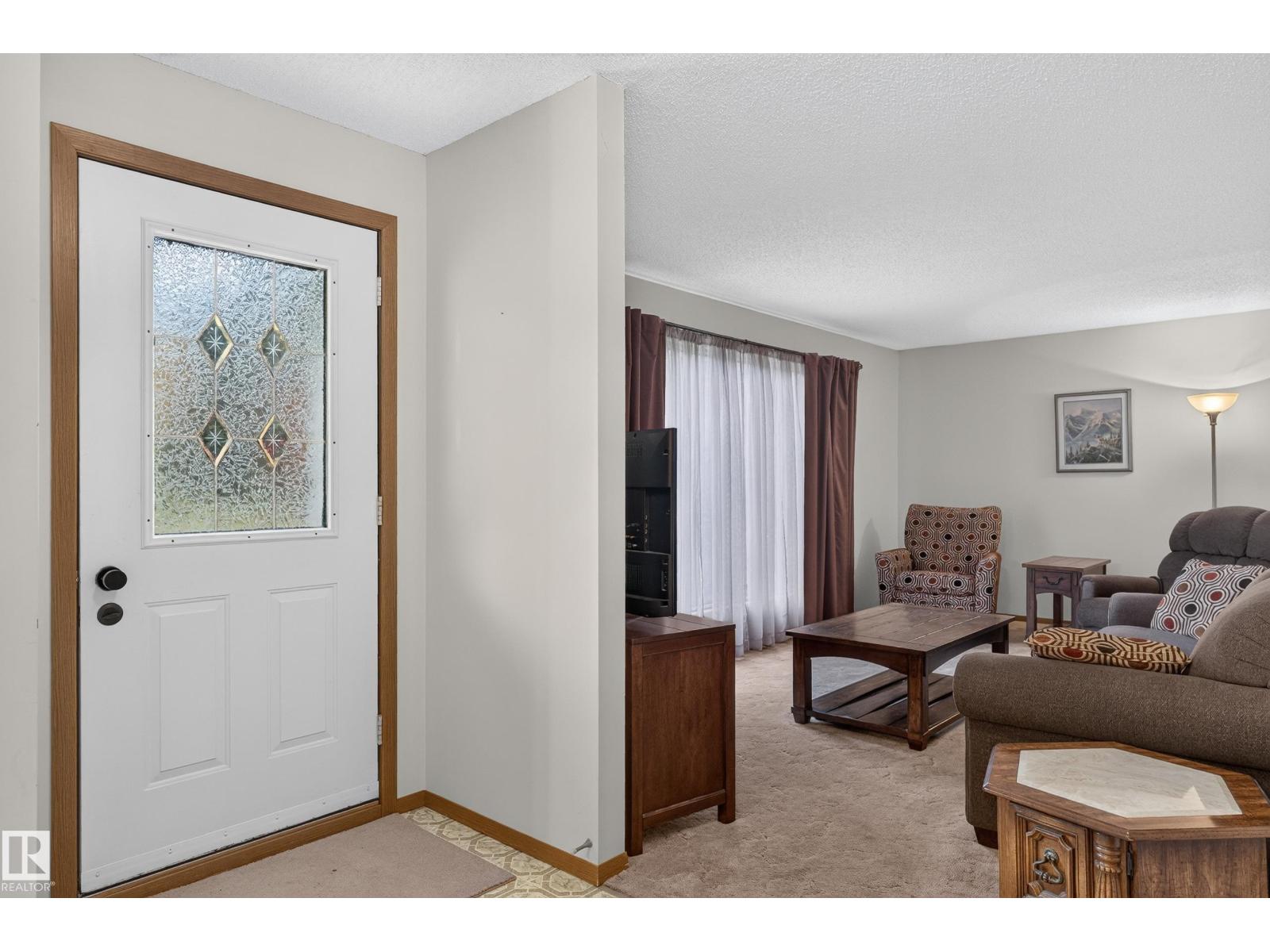 5003 46 St Property Photo 35