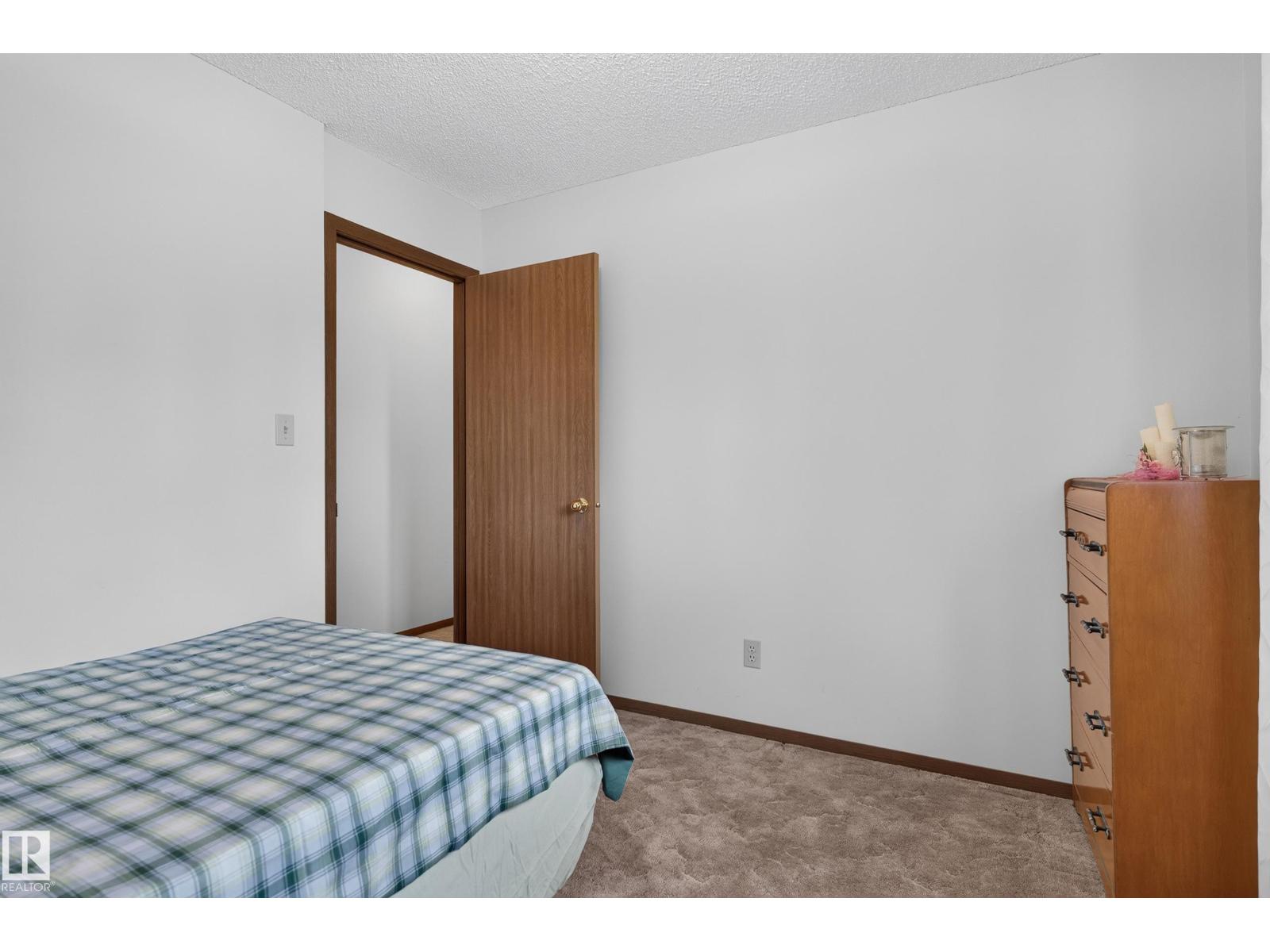 5003 46 St Property Photo 51