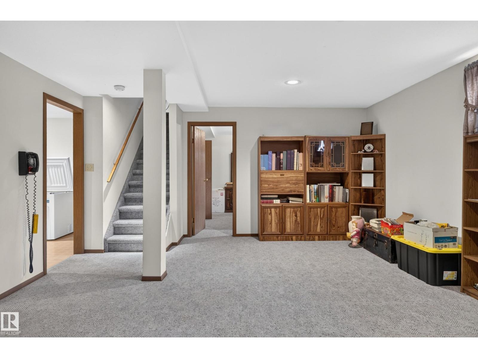 5003 46 St Property Photo 55