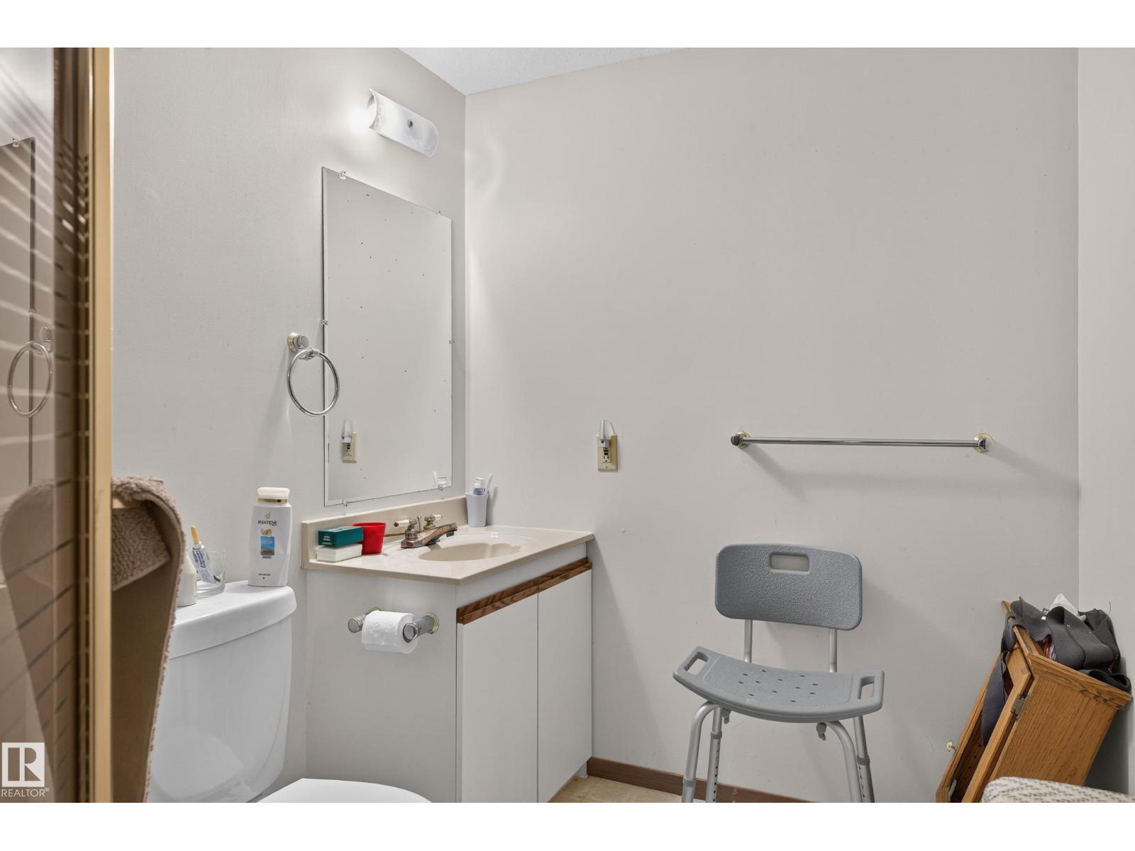 5003 46 St Property Photo 62