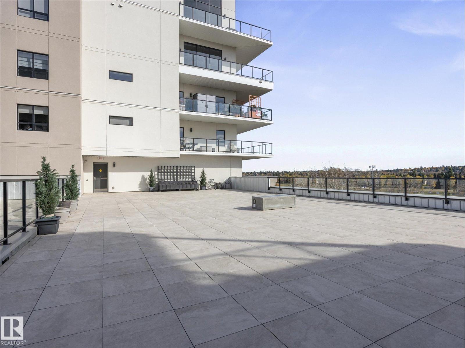 #416 200 Bellerose Dr Property Photo 28