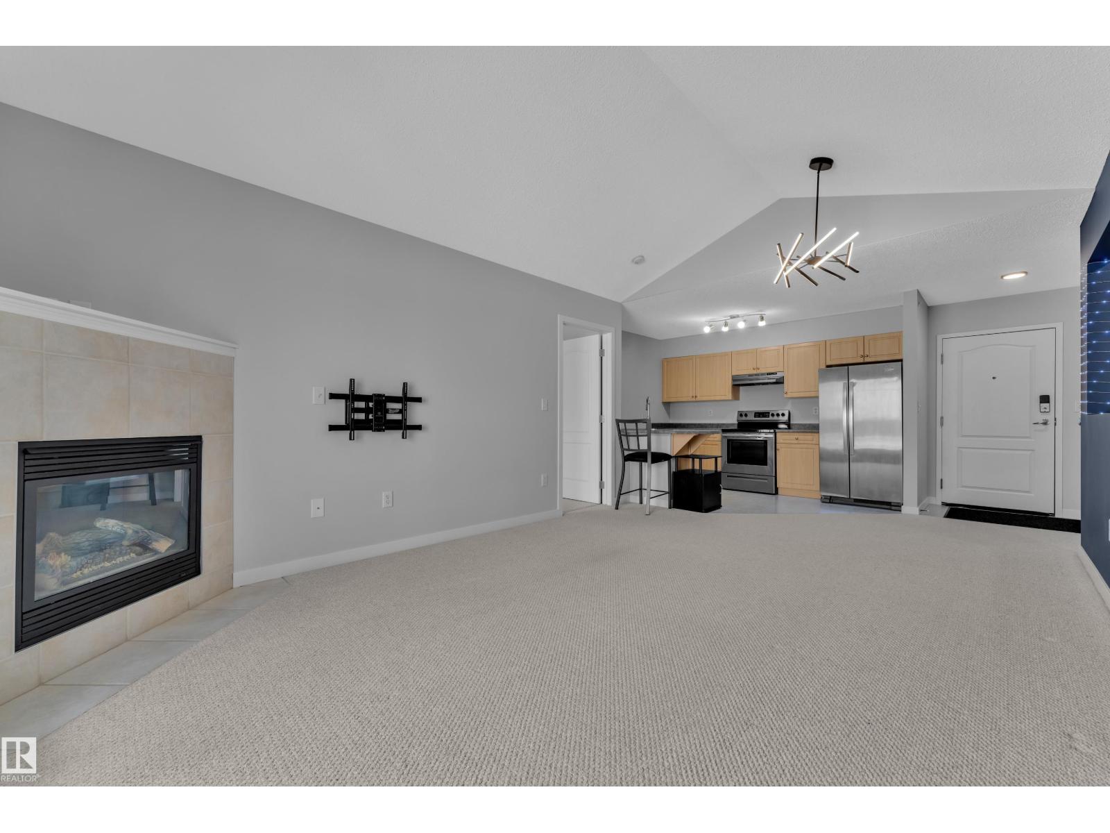 #306 905 Blacklock Wy Sw Property Photo 8