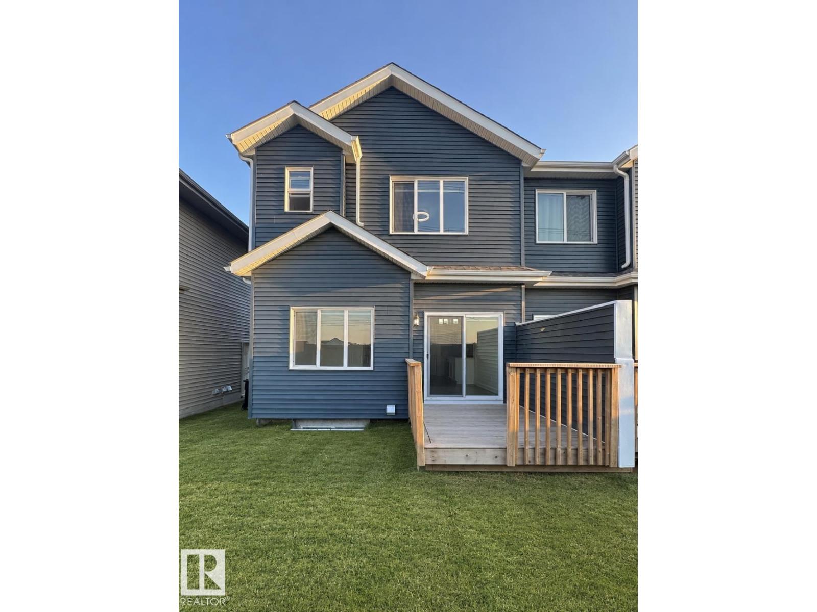 19728 29 Av Nw Property Photo 17
