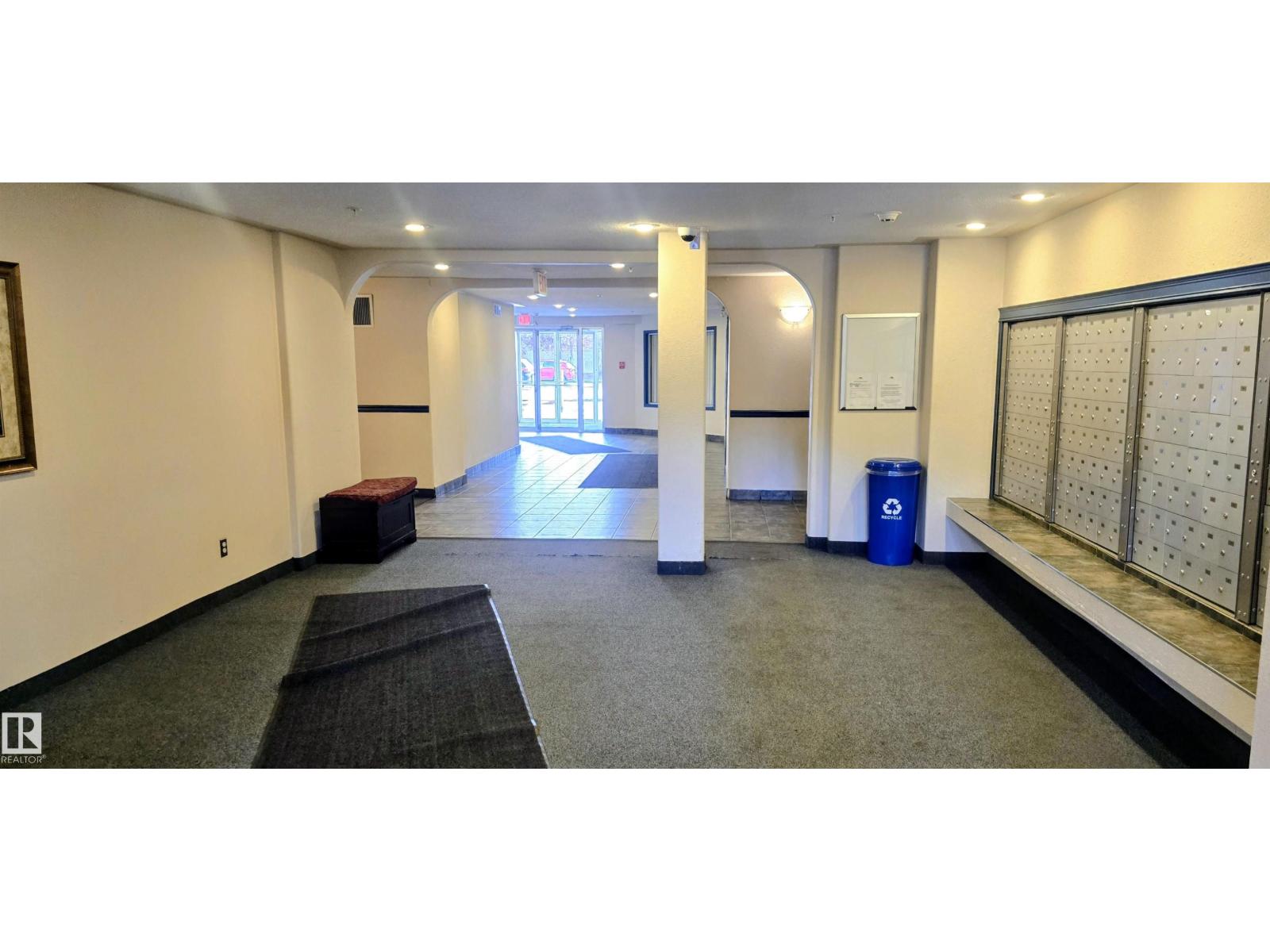 #502 11325 83 St Nw Property Photo 3