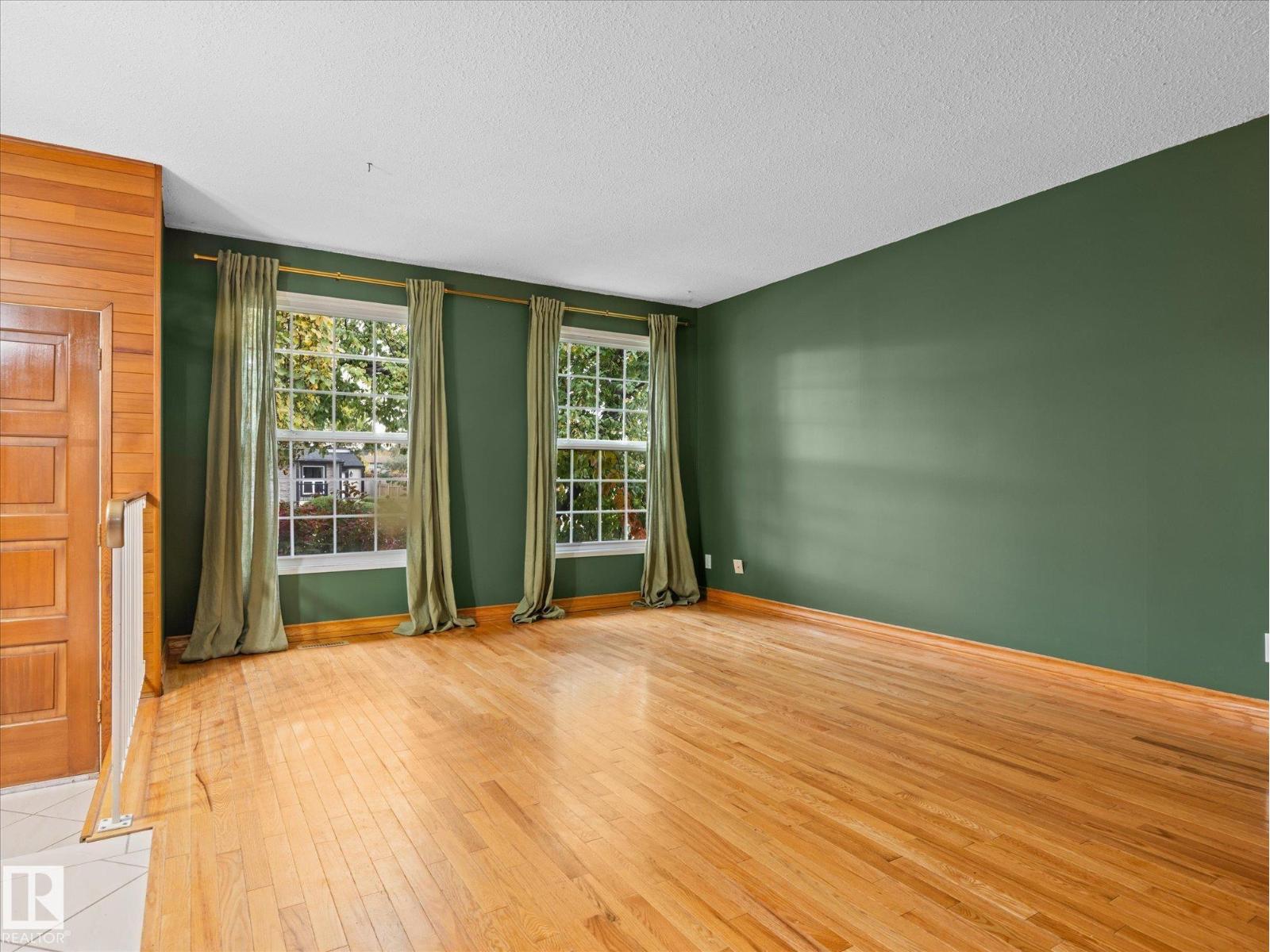 13844 30 St Nw Property Photo 3