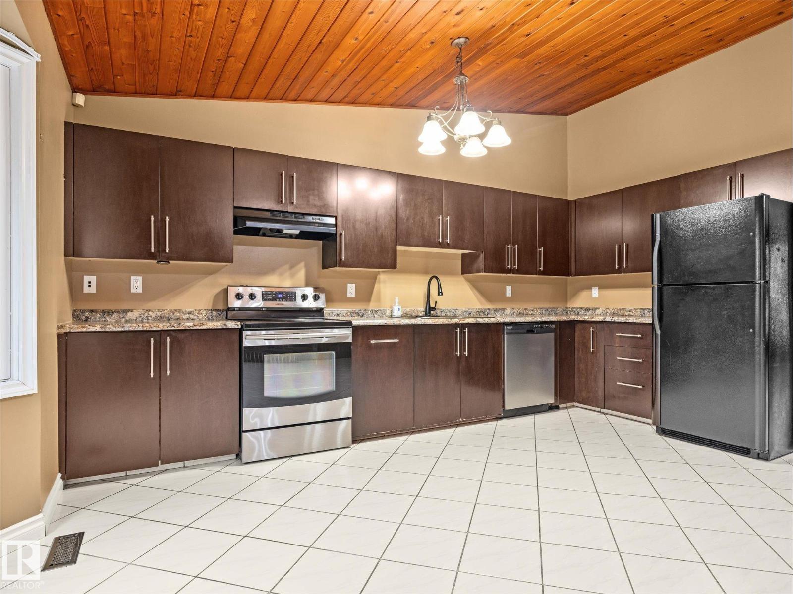 13844 30 St Nw Property Photo 6