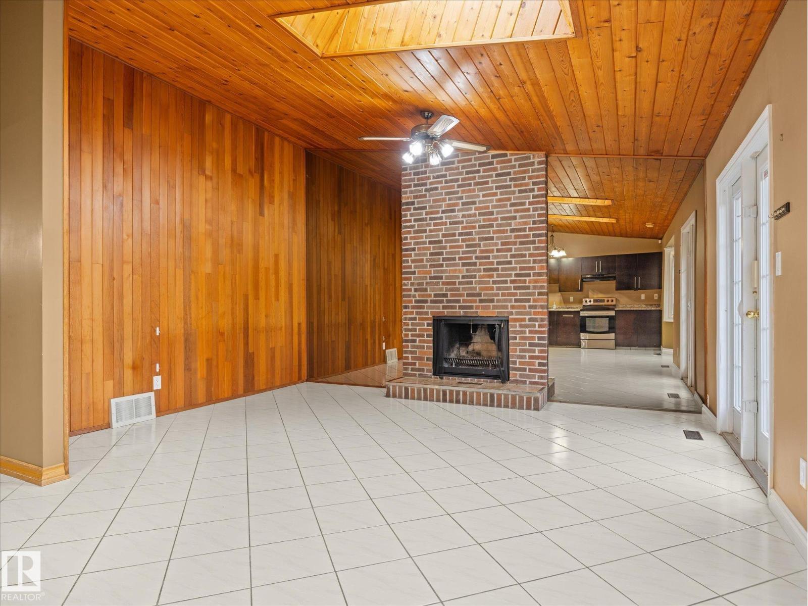 13844 30 St Nw Property Photo 8