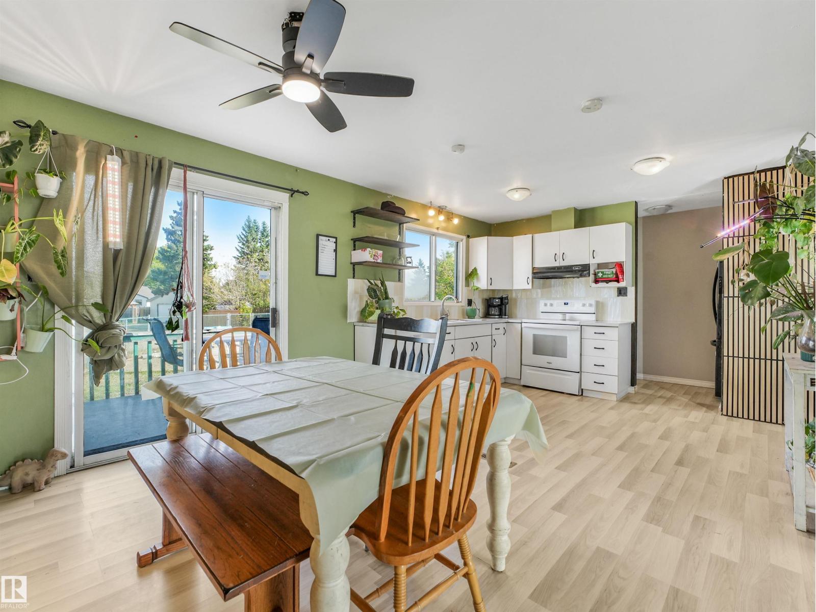 5535 55a St Property Photo 11