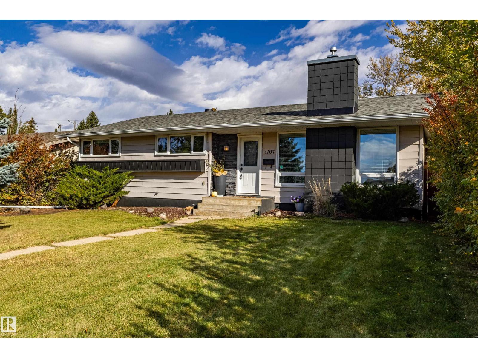 4107 122 St Nw Property Photo 1