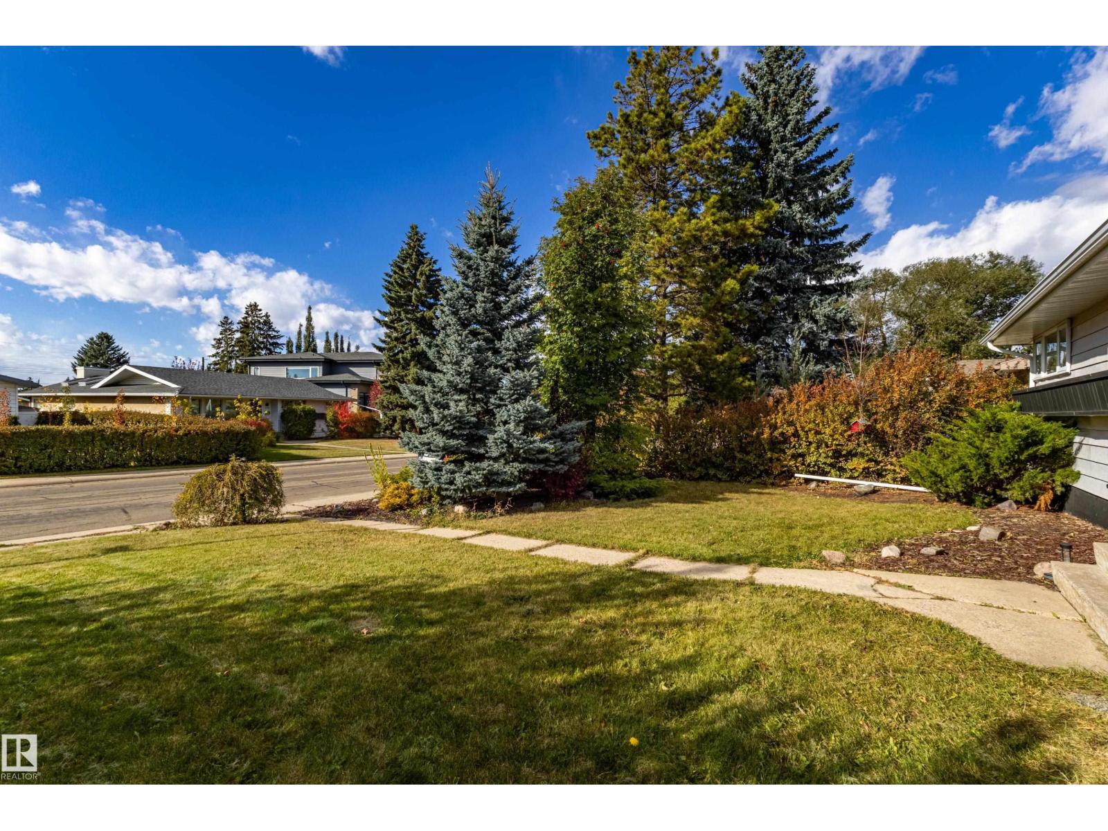 4107 122 St Nw Property Photo 3