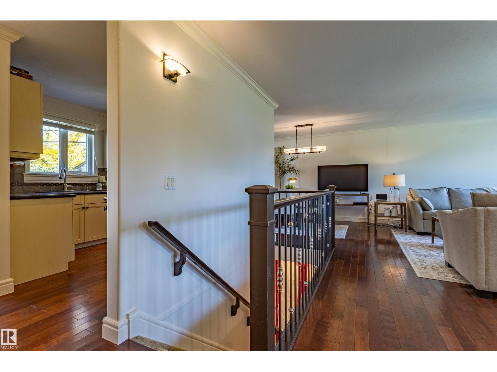 4107 122 St Nw Property Photo 16