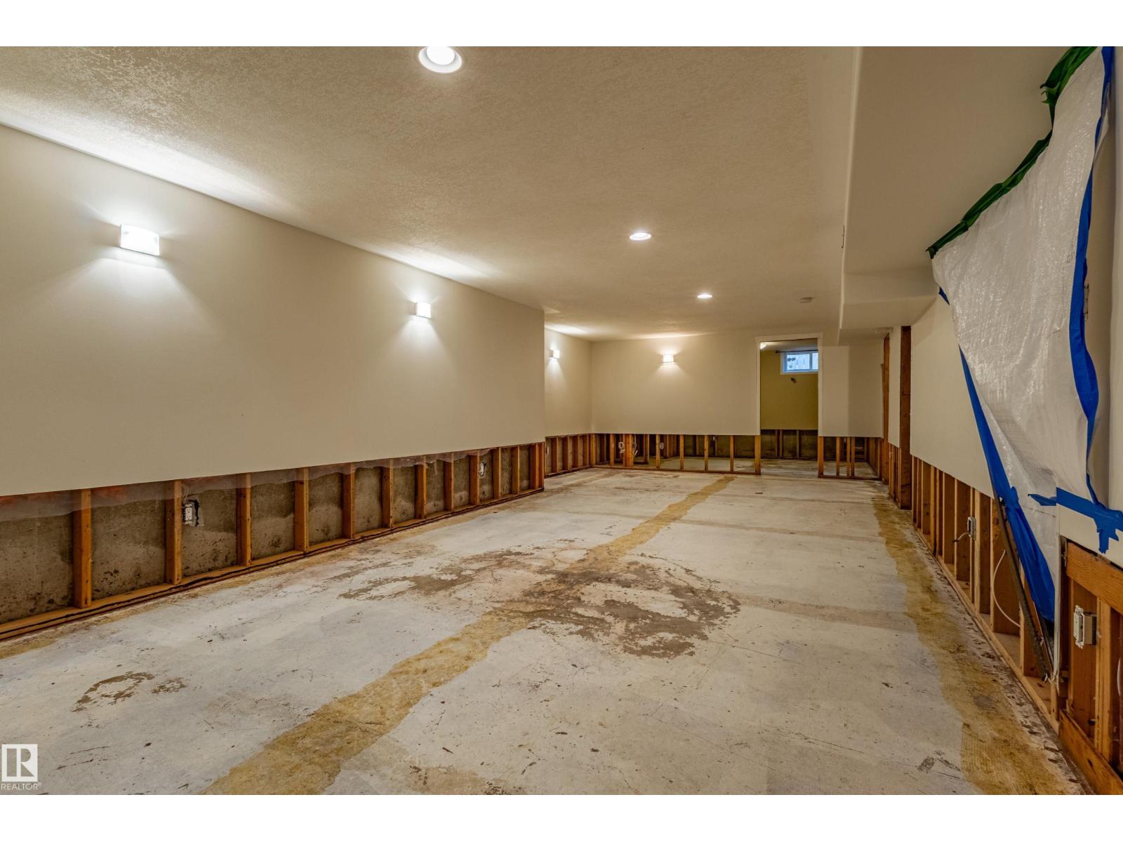 4107 122 St Nw Property Photo 28