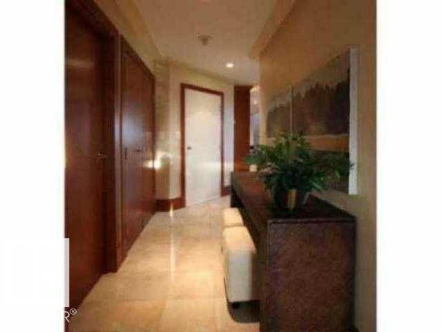 #1402 9707 105 St Nw Property Photo 5