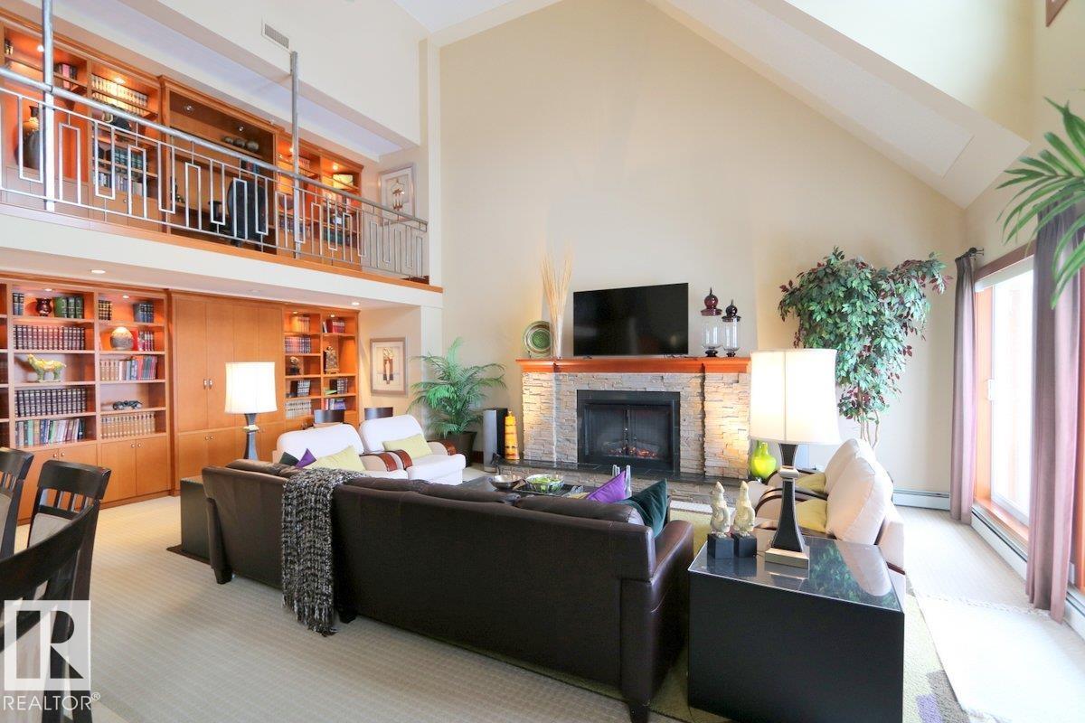 #1402 9707 105 St Nw Property Photo 8