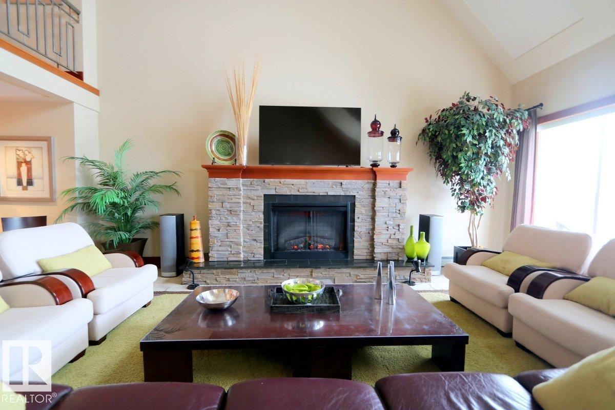 #1402 9707 105 St Nw Property Photo 15