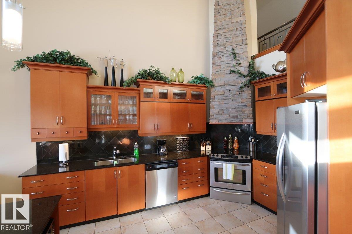#1402 9707 105 St Nw Property Photo 18