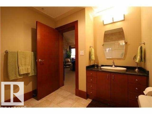#1402 9707 105 St Nw Property Photo 33