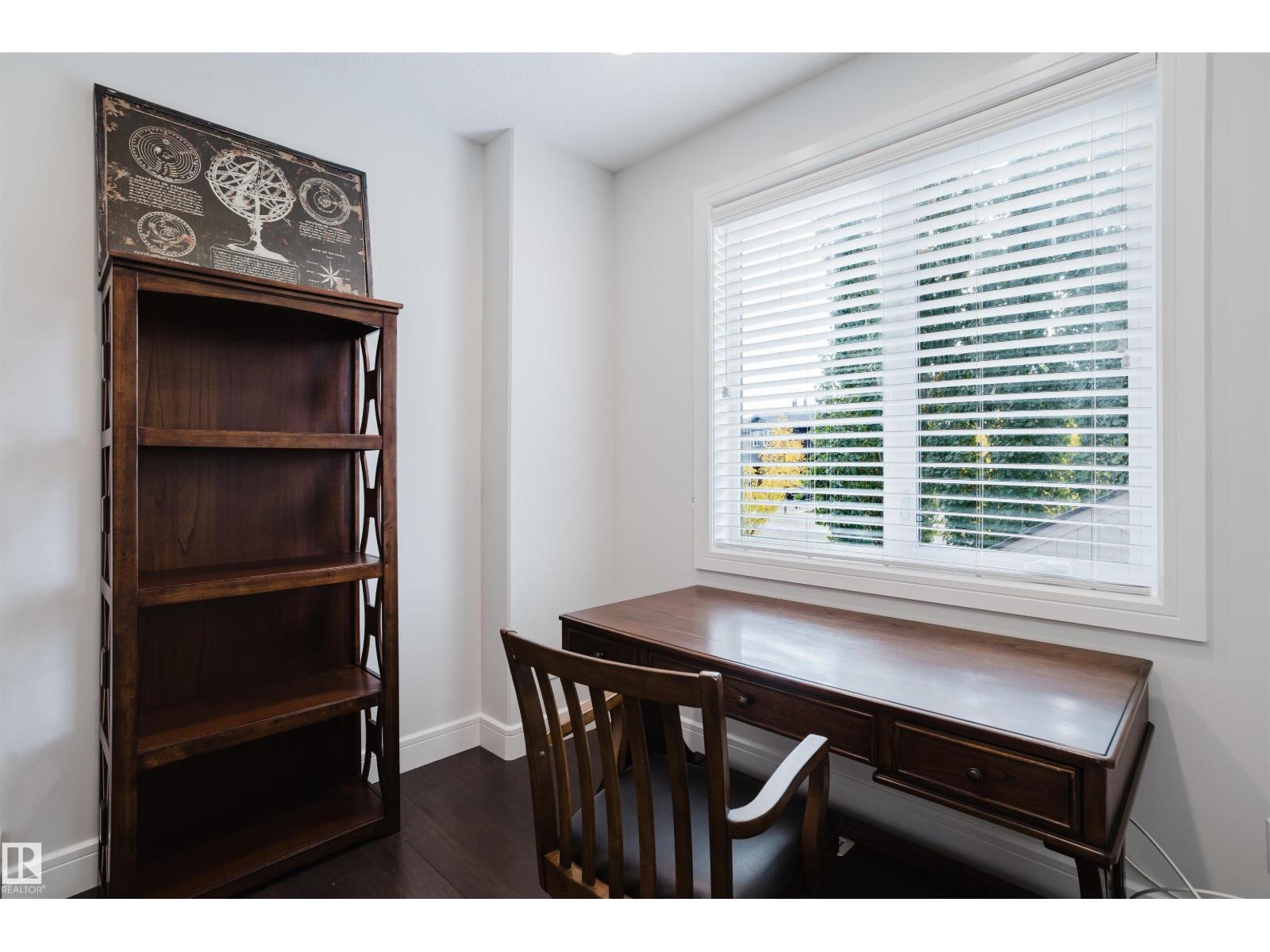 1 Eastview St Property Photo 7