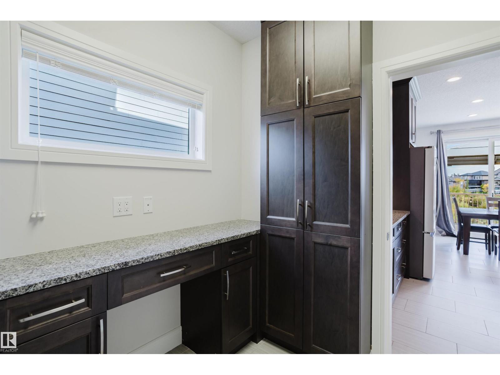 1 Eastview St Property Photo 26