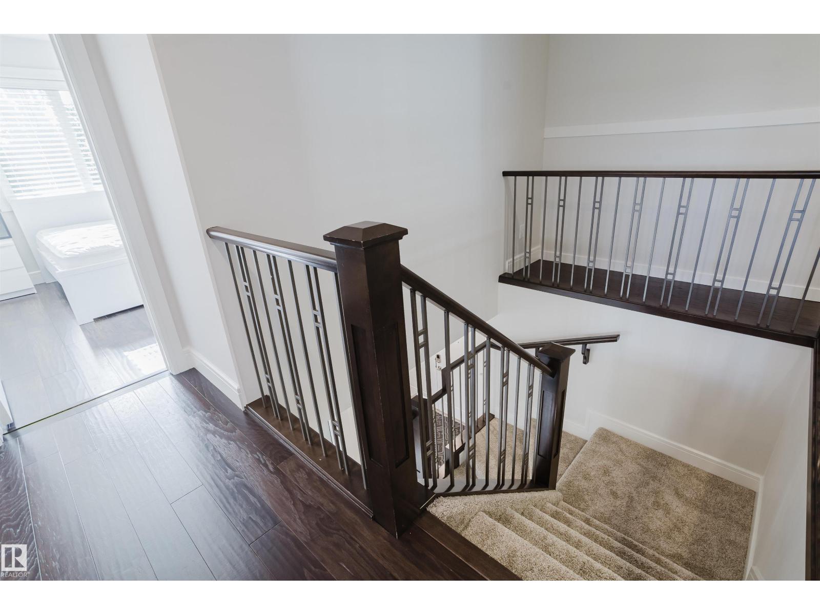 1 Eastview St Property Photo 31