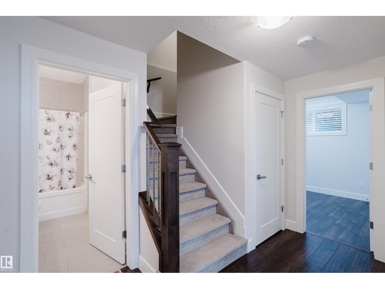1 Eastview St Property Photo 54