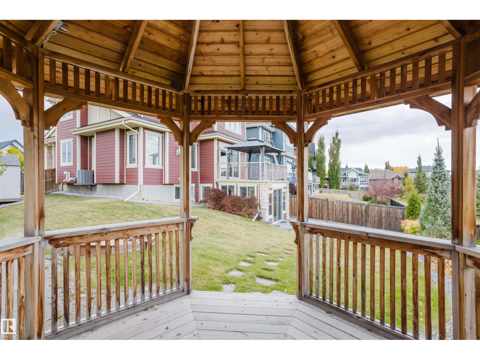 1 Eastview St Property Photo 69