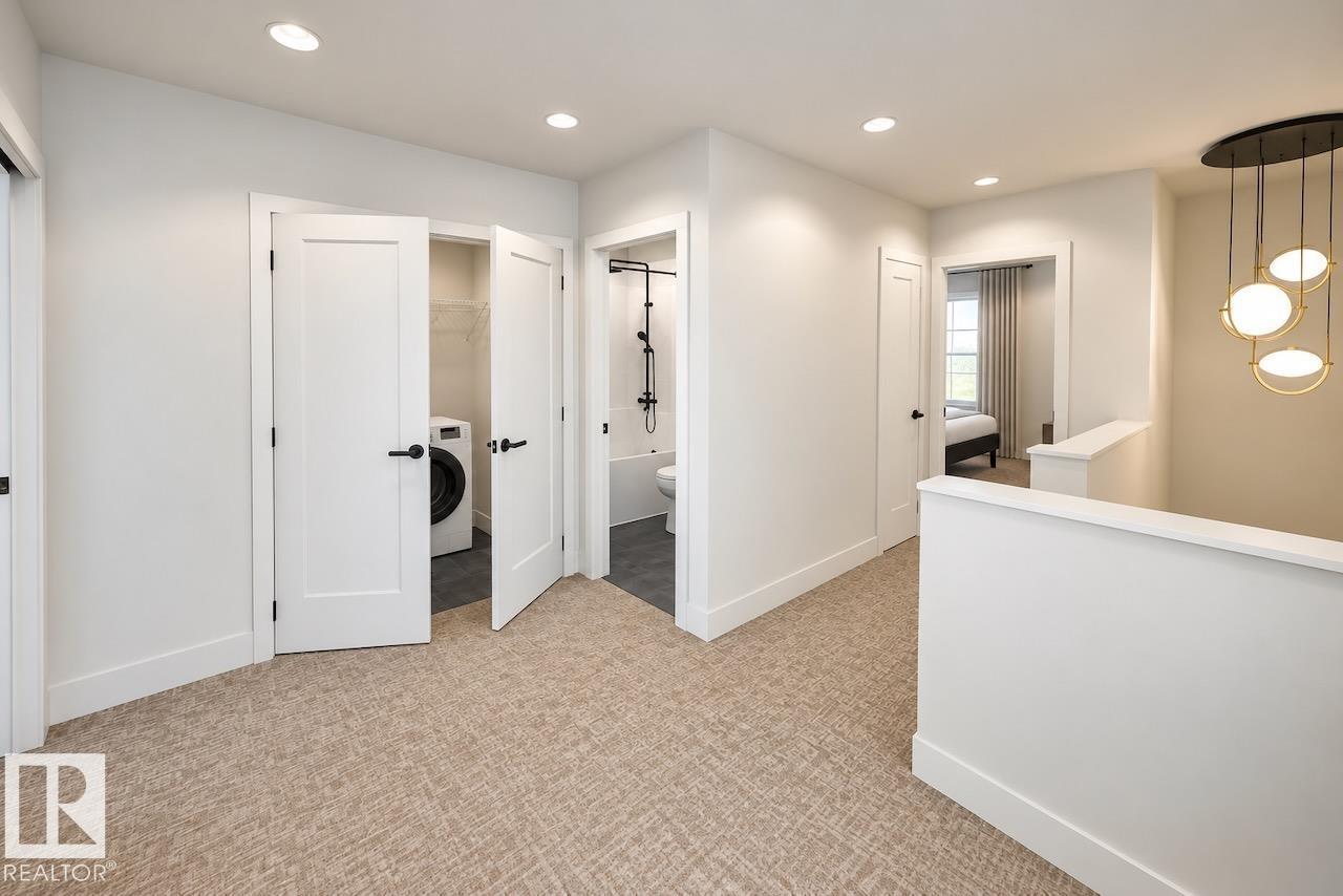 2215 Crossbill Li Nw Property Photo 13