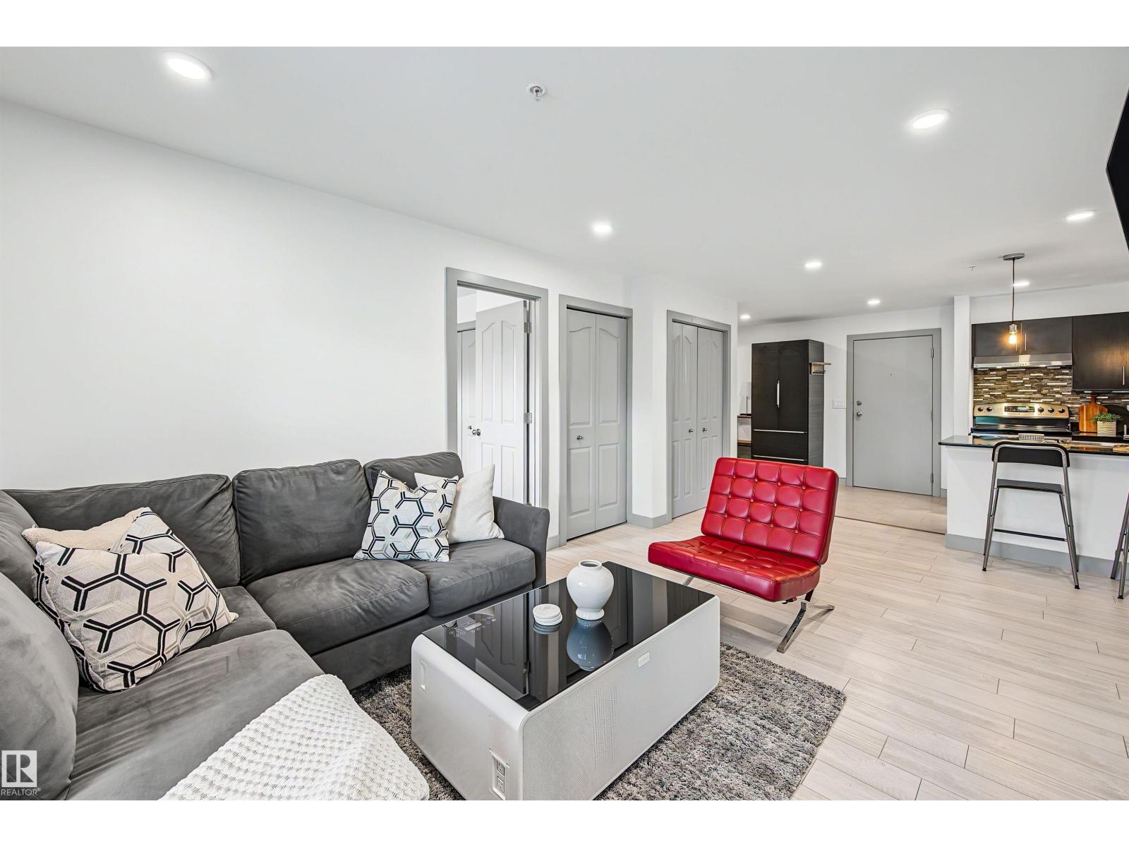#204 530 Watt Bv Sw Property Photo 8