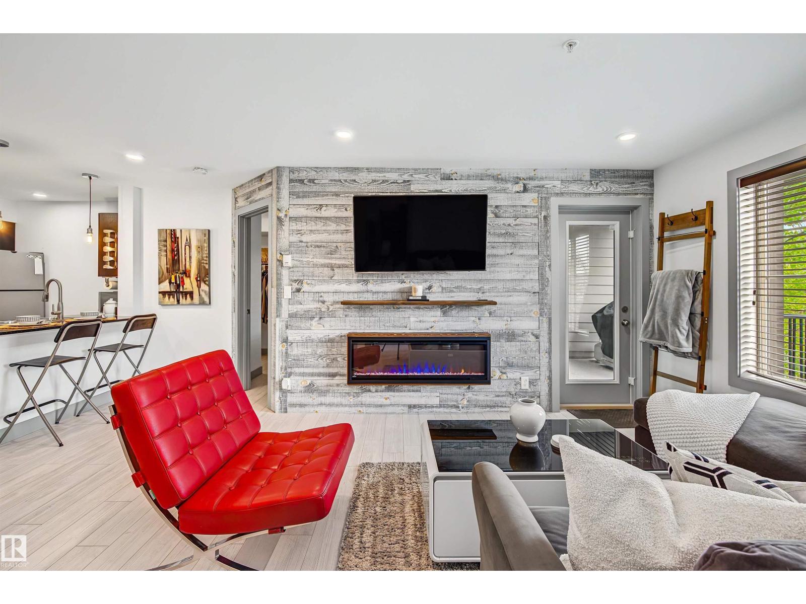 #204 530 Watt Bv Sw Property Photo 24