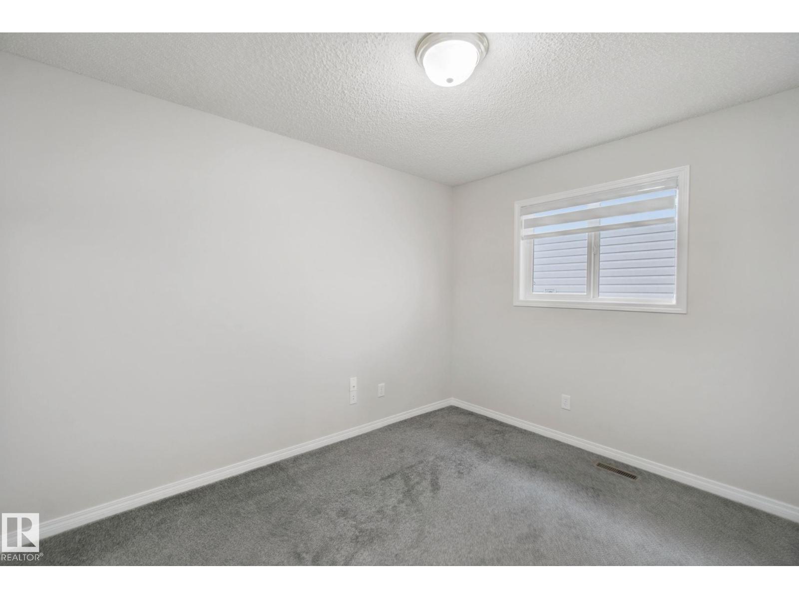 3316 26 St Nw Property Photo 20