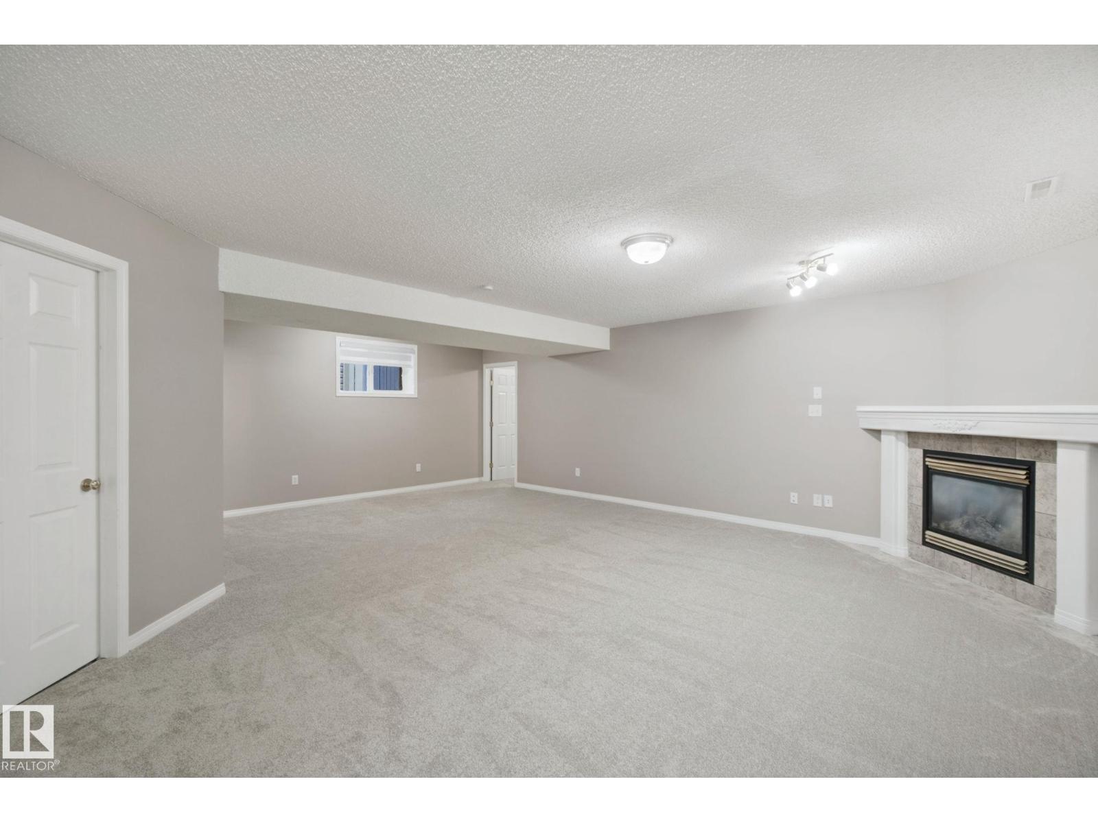 3316 26 St Nw Property Photo 32