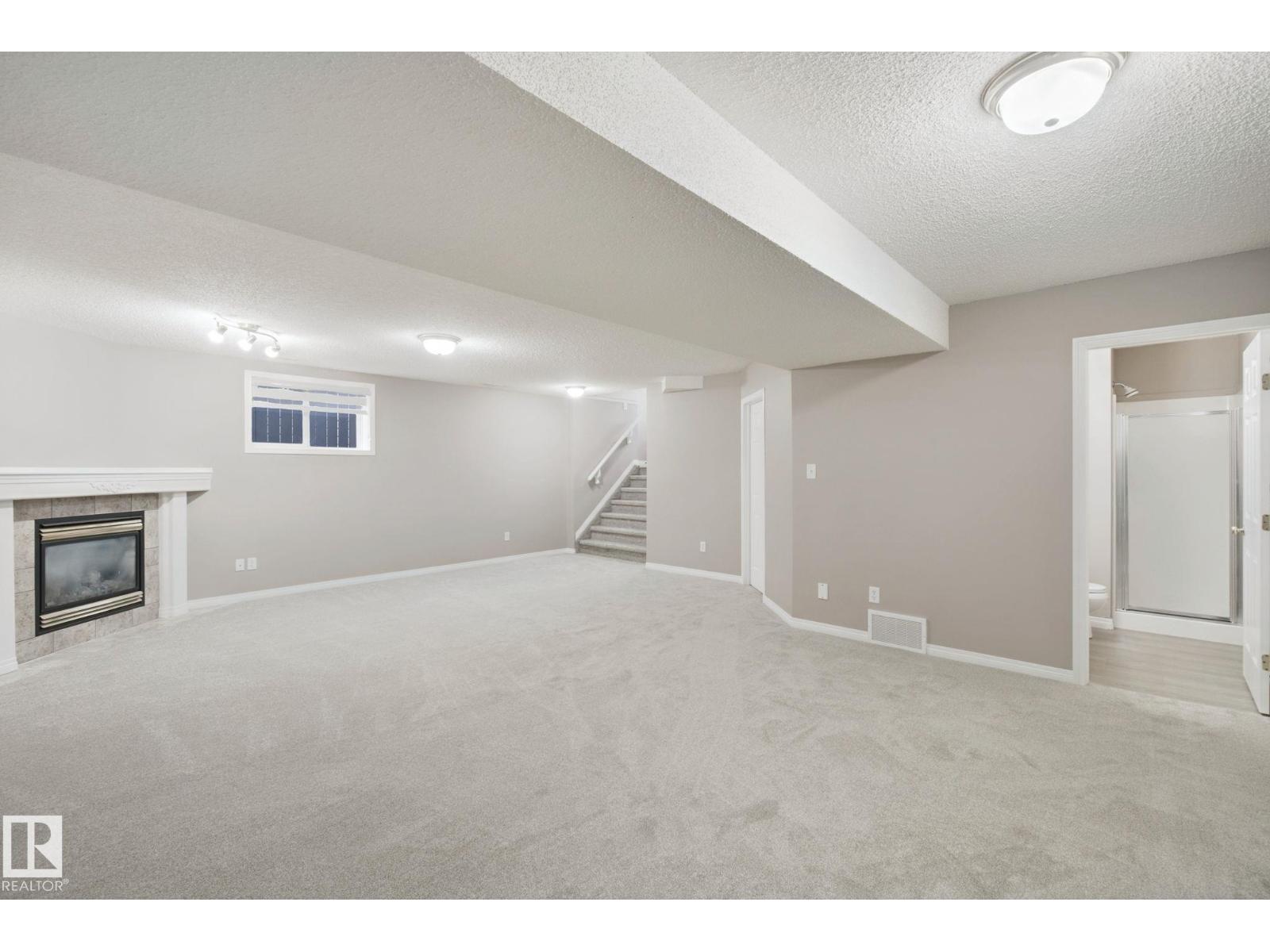 3316 26 St Nw Property Photo 34